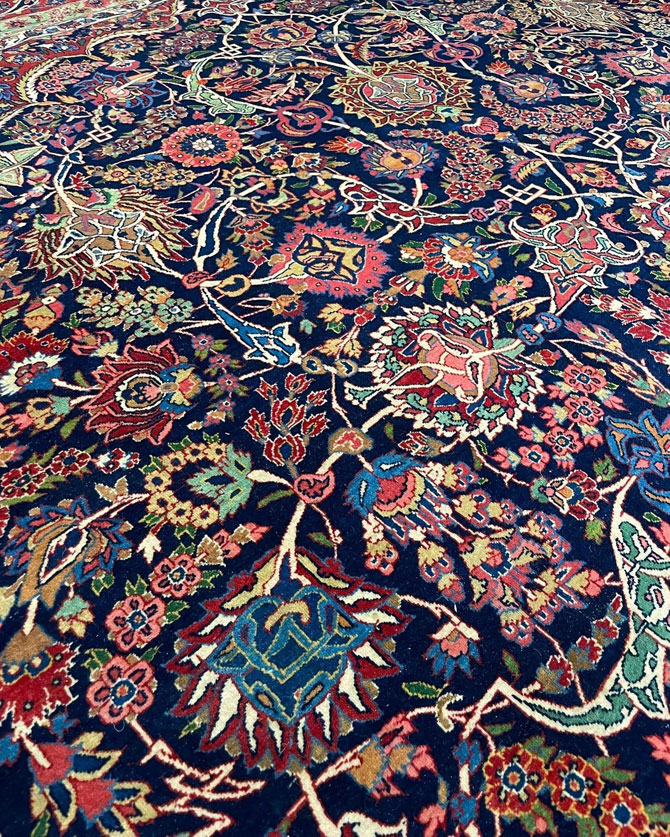 kashan persian rug provided by hadi maktabi gallery