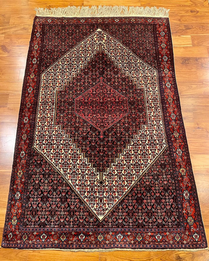 kurdish persian rug provided by hadi maktabi gallery