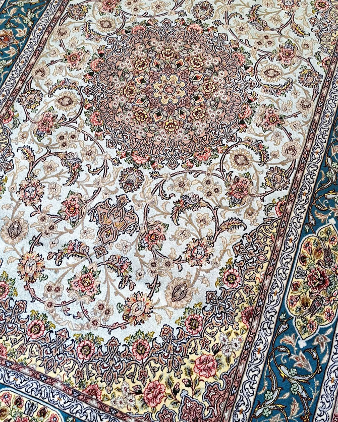 فرش دستباف عرضه شده توسط فرش دستباف مرتضوی