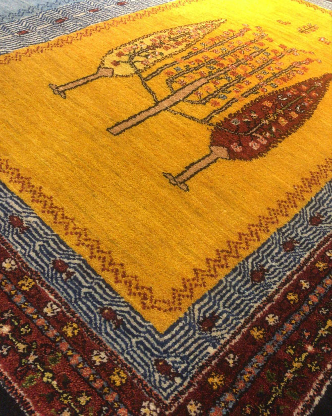 فرش دستباف عرضه شده توسط فرش دستباف ذوالانواری