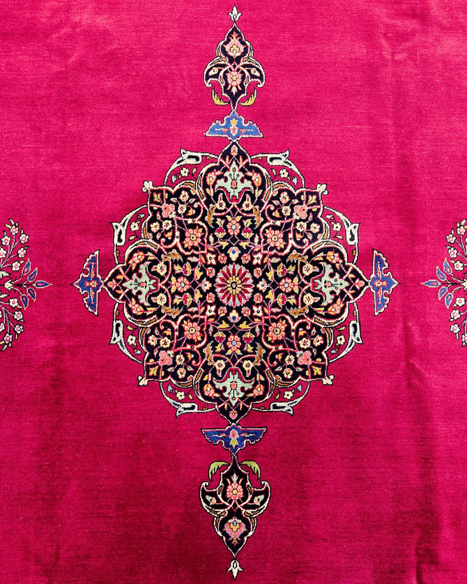 persian rug provided by hadi maktabi gallery