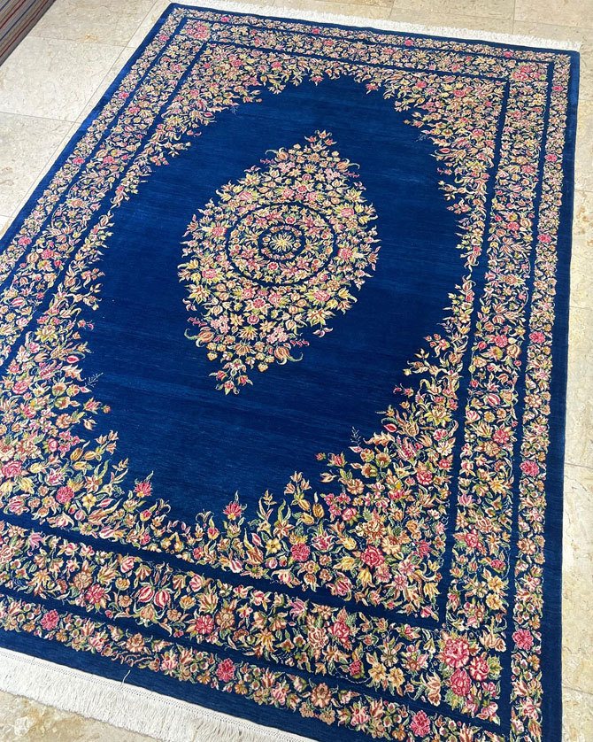 فرش دستباف عرضه شده توسط فرش دستباف بقایی