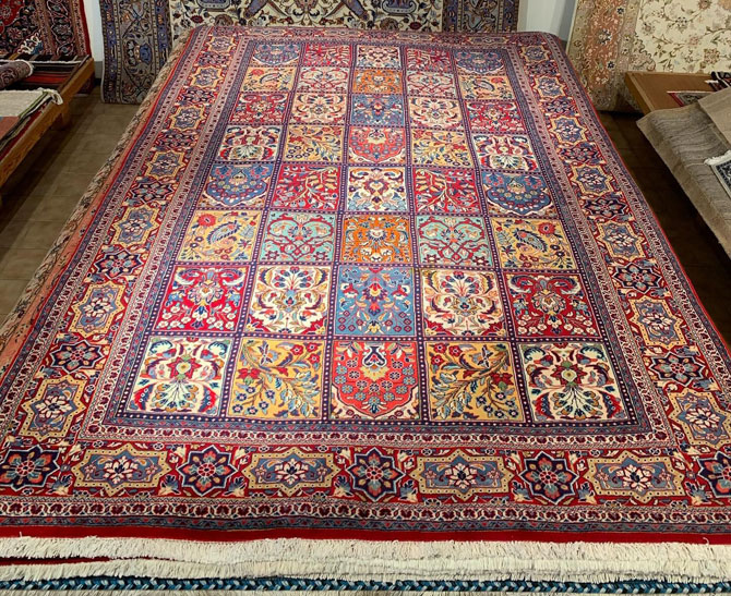 فرش دستباف عرضه شده توسط سورمه پارسی
