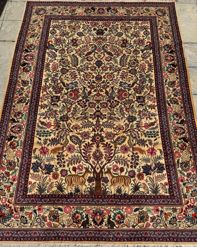 kashan persian rug provided by hadi maktabi gallery