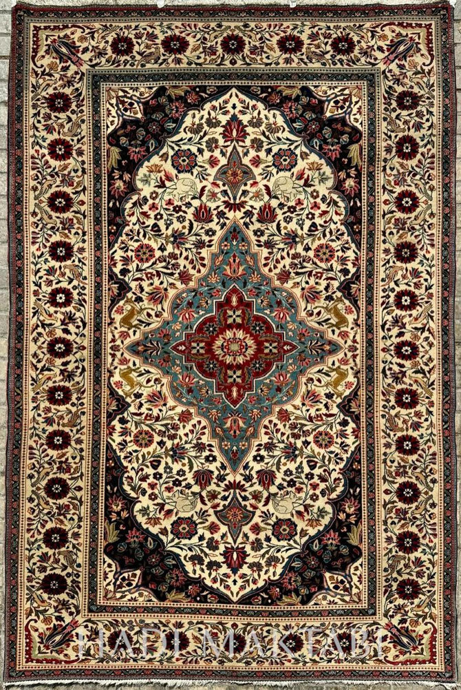 kashan persian rug provided by hadi maktabi gallery