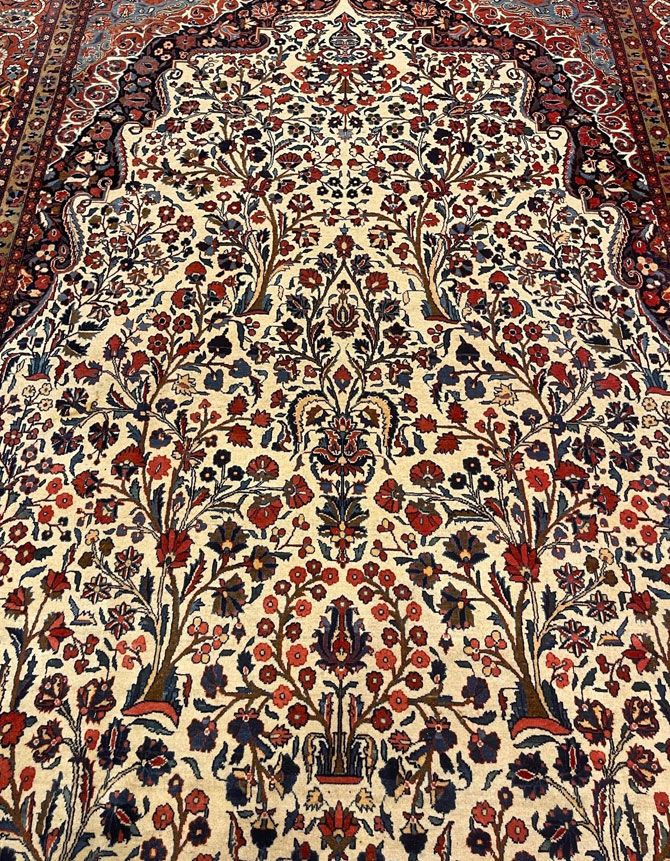 kashan persian rug provided by hadi maktabi gallery