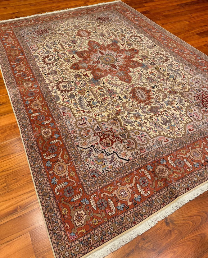 persian rug provided by hadi maktabi gallery